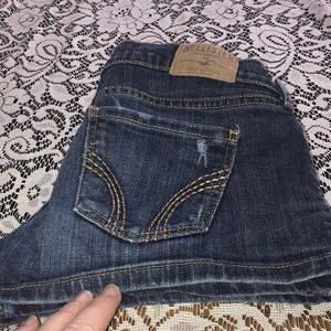 Hollister Stretch Shorts  size 3